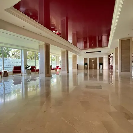 Apartment Edificio Caesar Imperator Marbella